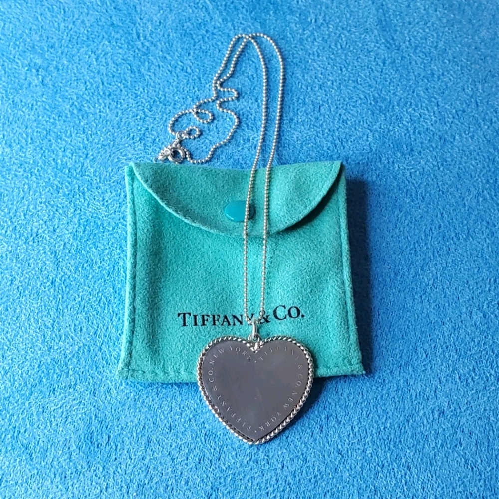 Twist Heart Pendant w/ 18inch Beaded Chain